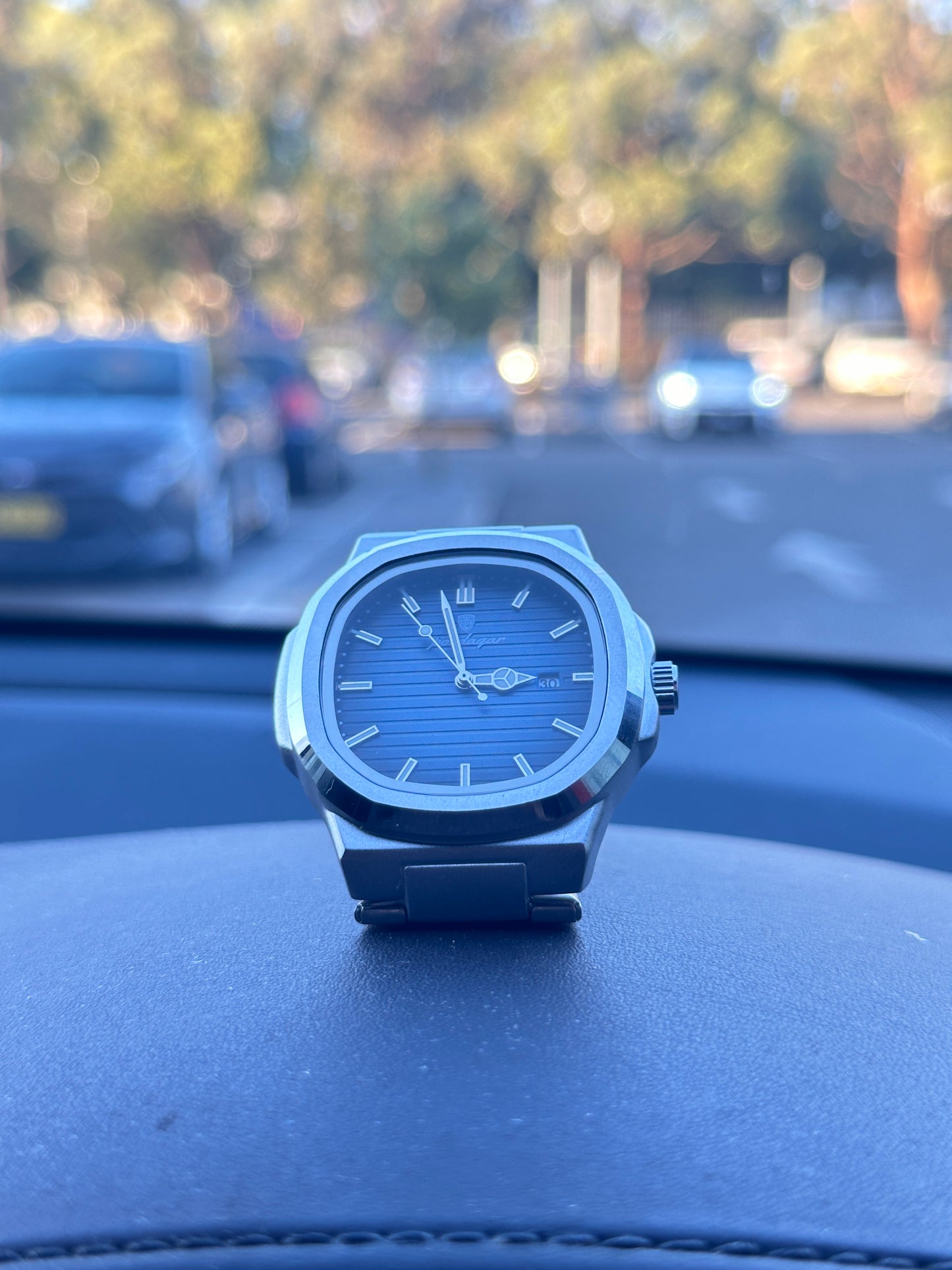 Éclat Bijoux| Nautilus Caspian Watch