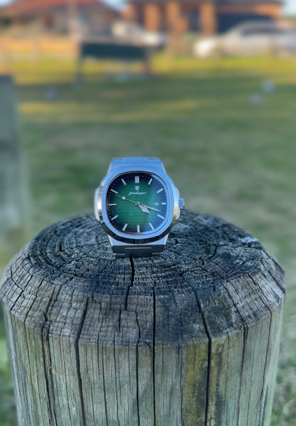Éclat Bijoux| Nautilus Caspian Watch