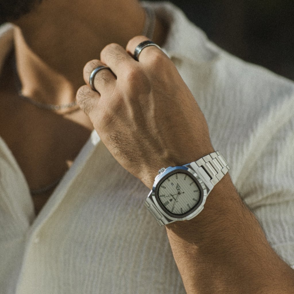 Éclat Bijoux| Nautilus Caspian Watch